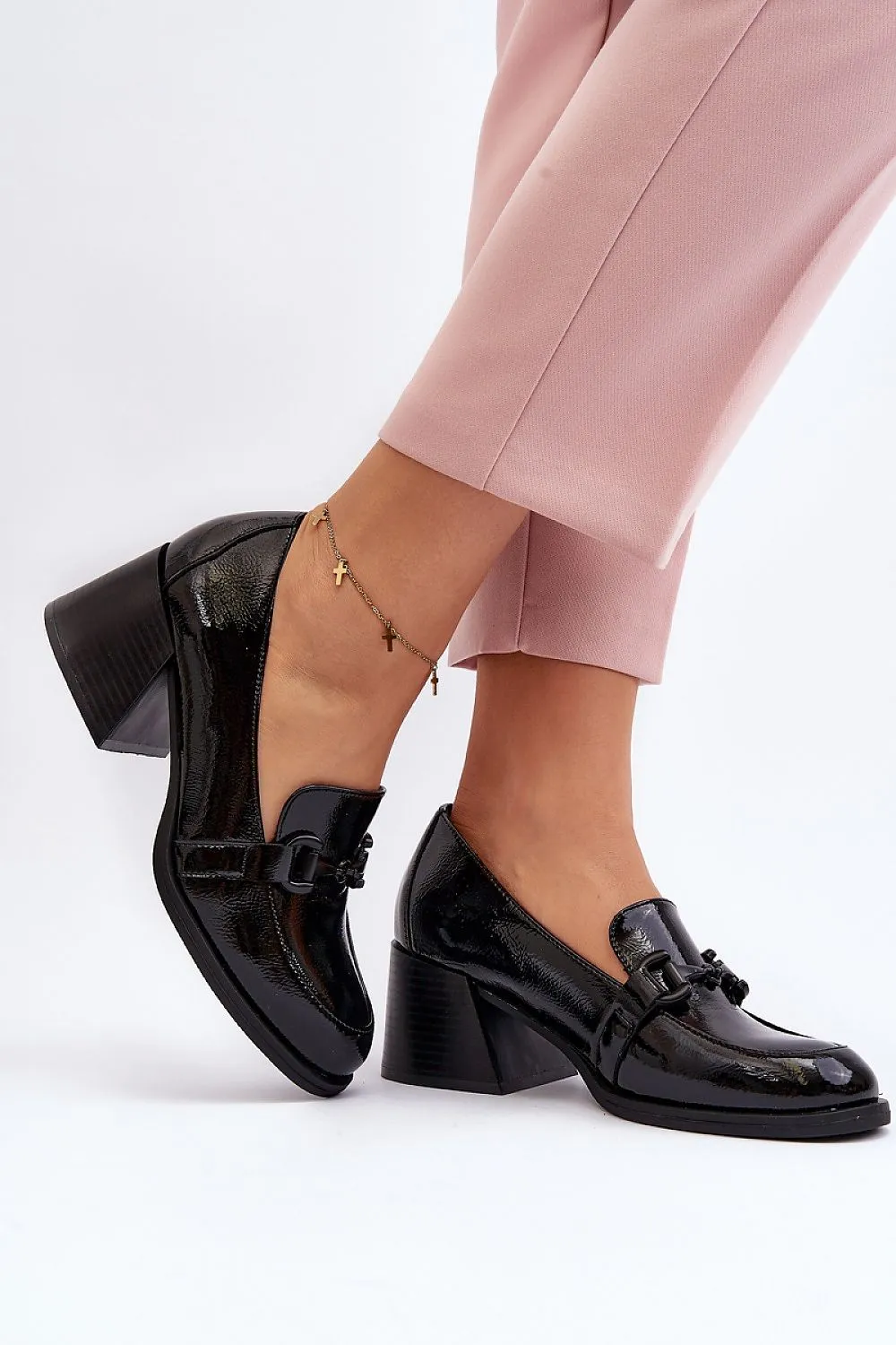 Heeled low shoes Step in style