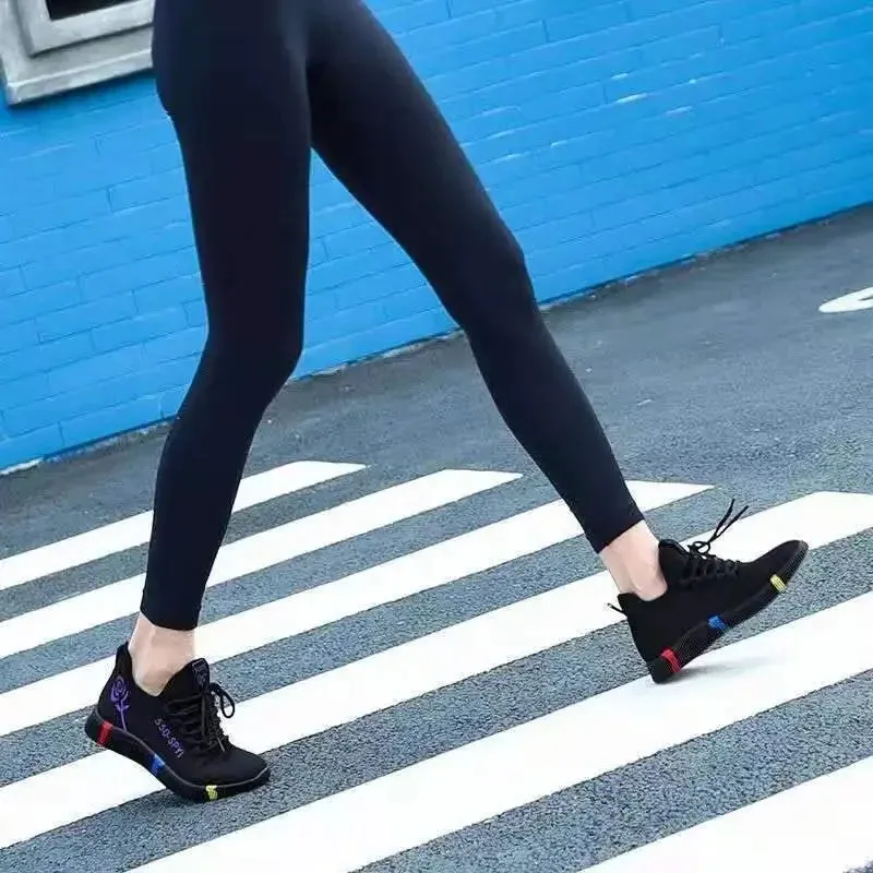 Women's Breathable Non-slip Platform Fashion New Casual Shoes Korean Running Shoes Black Sneakers shoes for women 2024